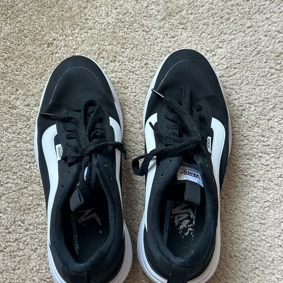 Vans Classic Black and White Athletic Shoes - Picture 4 of 6